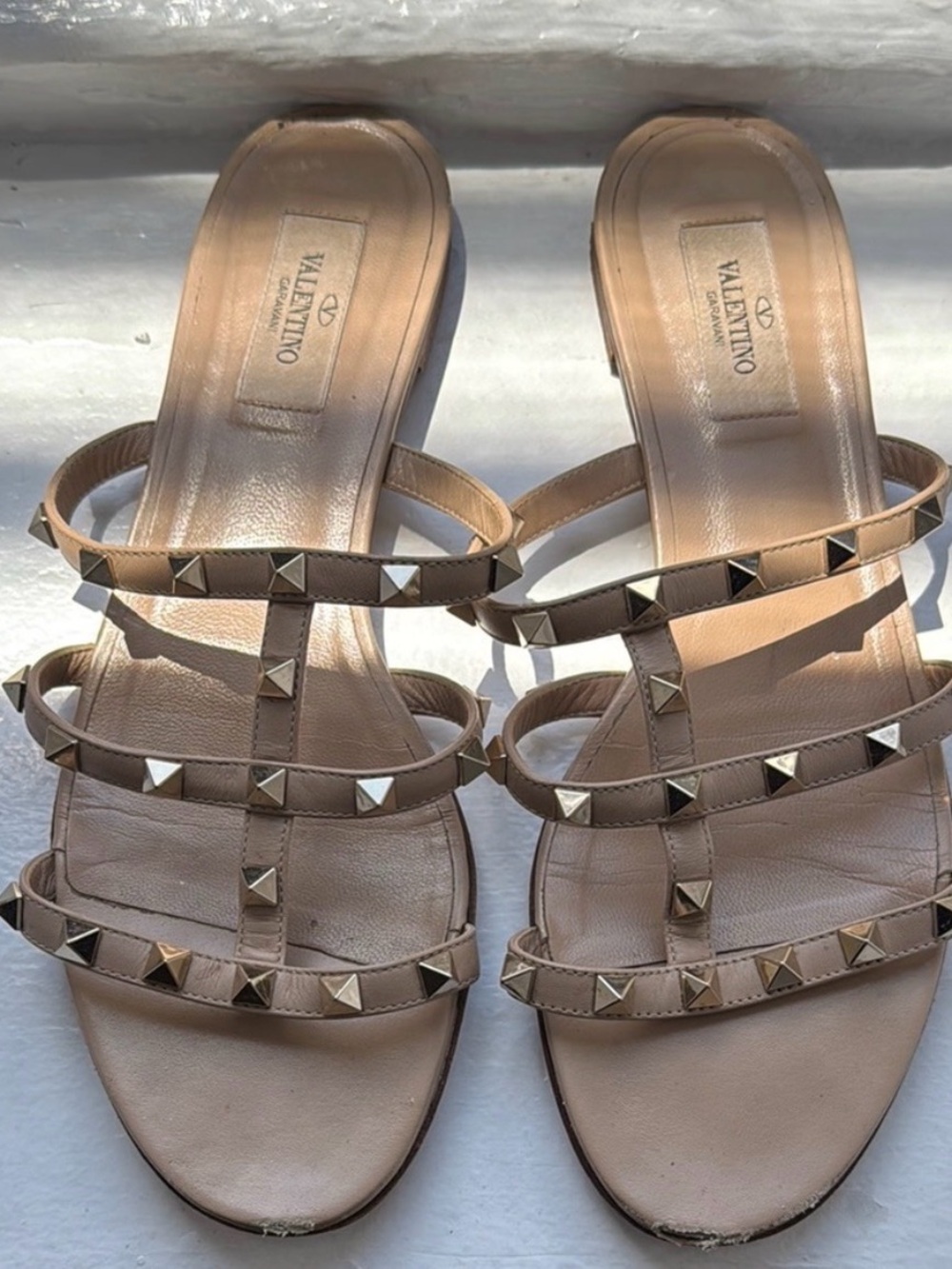 Valentino Garavani  Rockstud Leather Slide Mules w/ dust bag Size 40